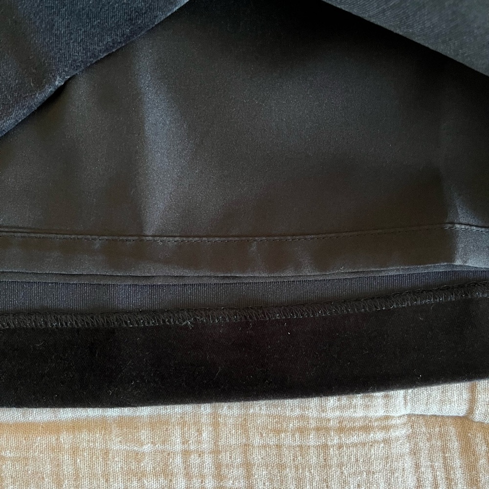 NWT LOFT Velvet Button Trim Shift Skirt - Picture 9 of 12
